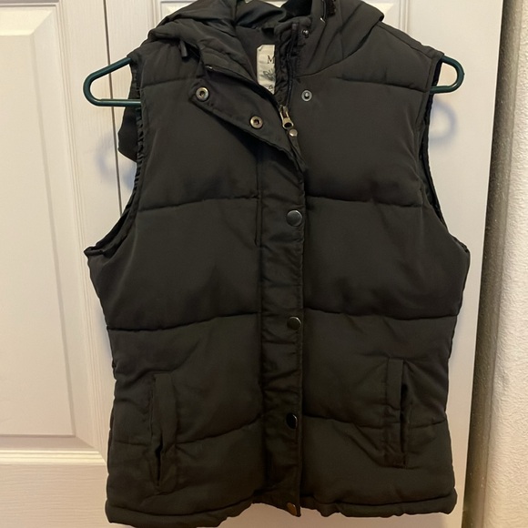 Maralyn & me vest - Picture 8 of 10